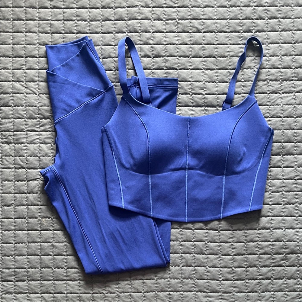 Blue Sports Bra and Leggings Set